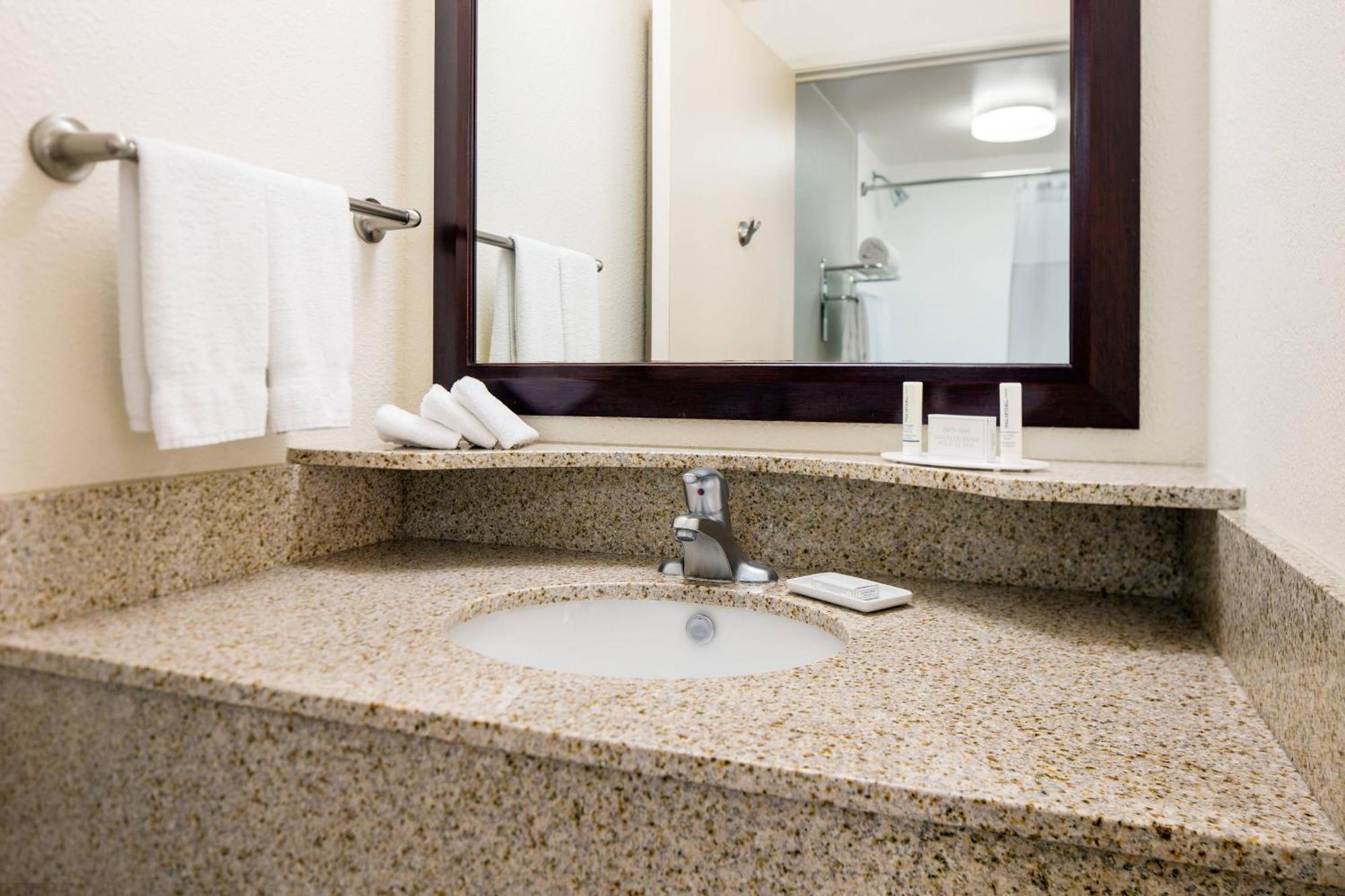 Springhill Suites Bakersfield Exterior photo