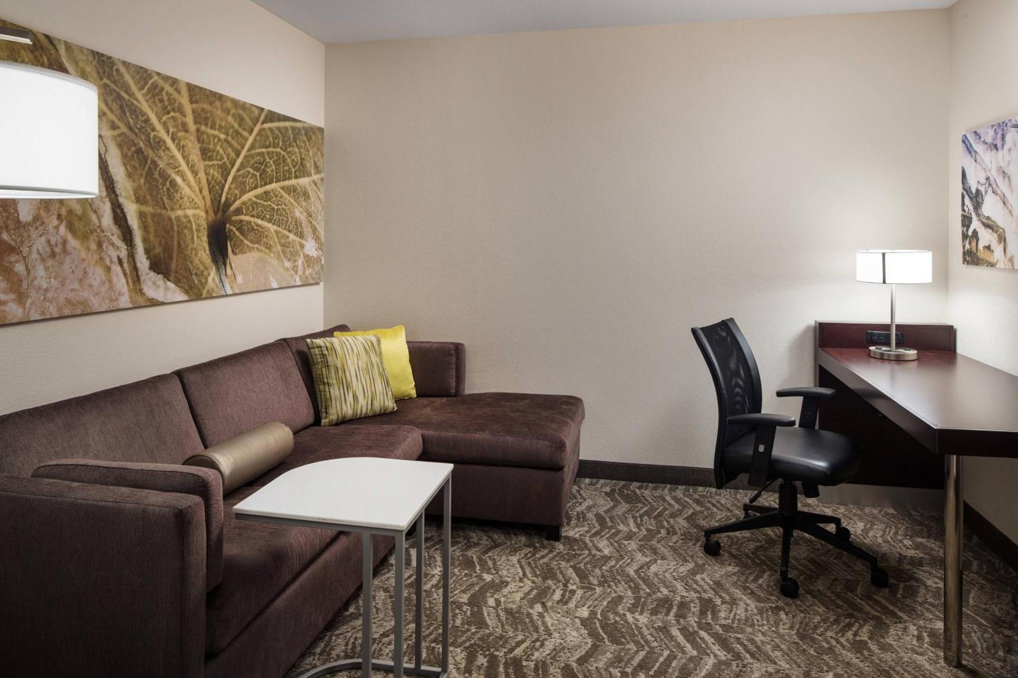 Springhill Suites Bakersfield Exterior photo