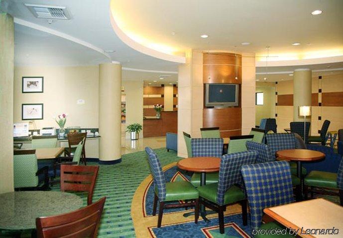 Springhill Suites Bakersfield Exterior photo
